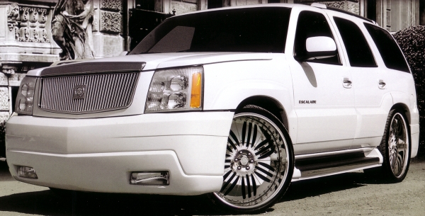 2005 Cadillac Escalade with 24